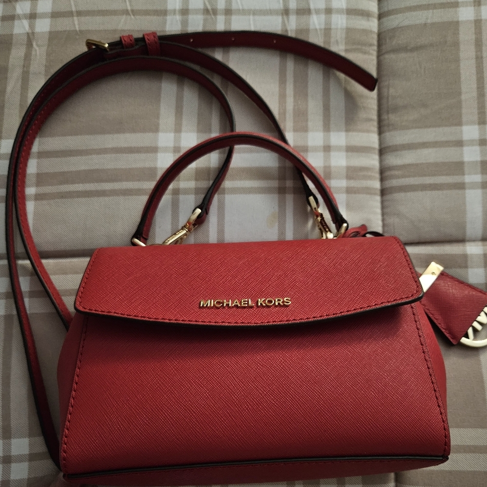 Michael Kors Ava Extra-Small Saffiano Leather Crossbody NWOT never used.